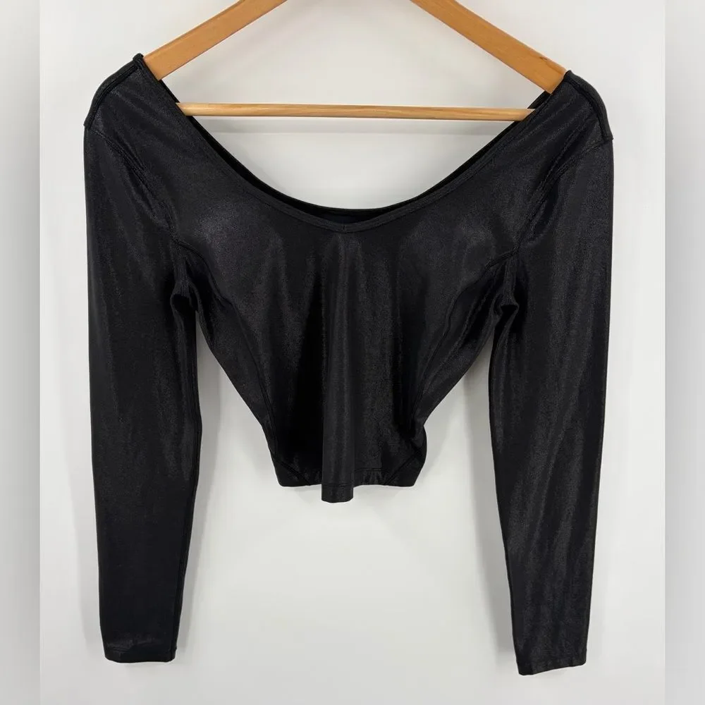Lululemon women’s align long sleeve cropped black shine performance top size 4